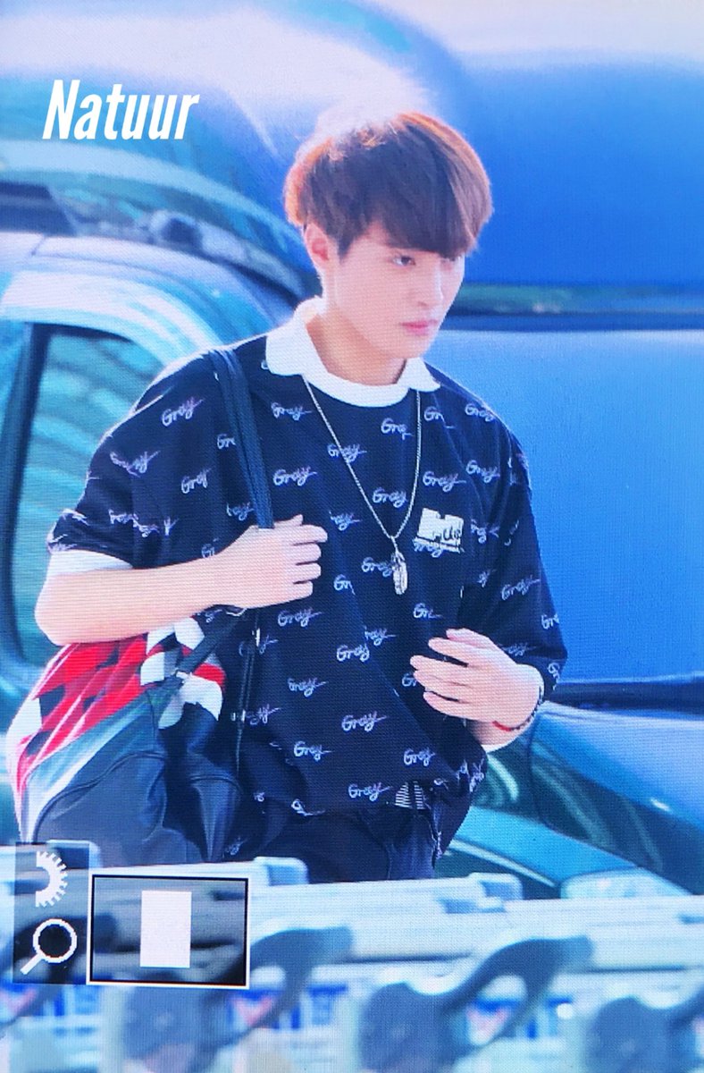 20001010net's tweet photo. 190529 ICN
今天好🉑🉑

#YANGYANG #刘扬扬 #양양 
#WayV #WeiShenV #威神V https://t.co/bQUZbbF2tt