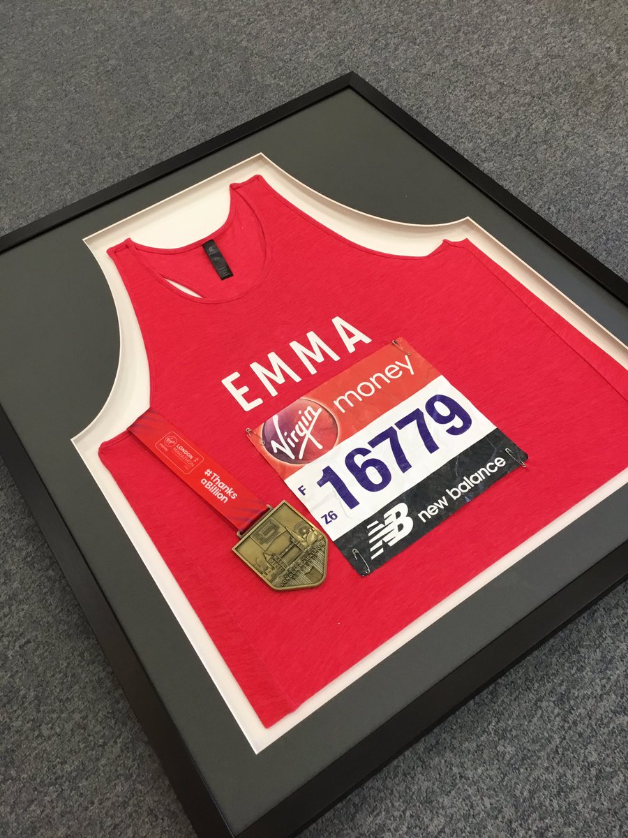 SpeedFrameLtd's tweet image. Marathon jersey &amp;amp; Medal framing - Marathons are a momentous task alone, why not frame your achievement using our bespoke and personalised framing service🏅🙌🏼

#framing #framersofinstagram #framesandboxes #boxframe #shirtframe #marathon #medal #achievement #londonmarathon