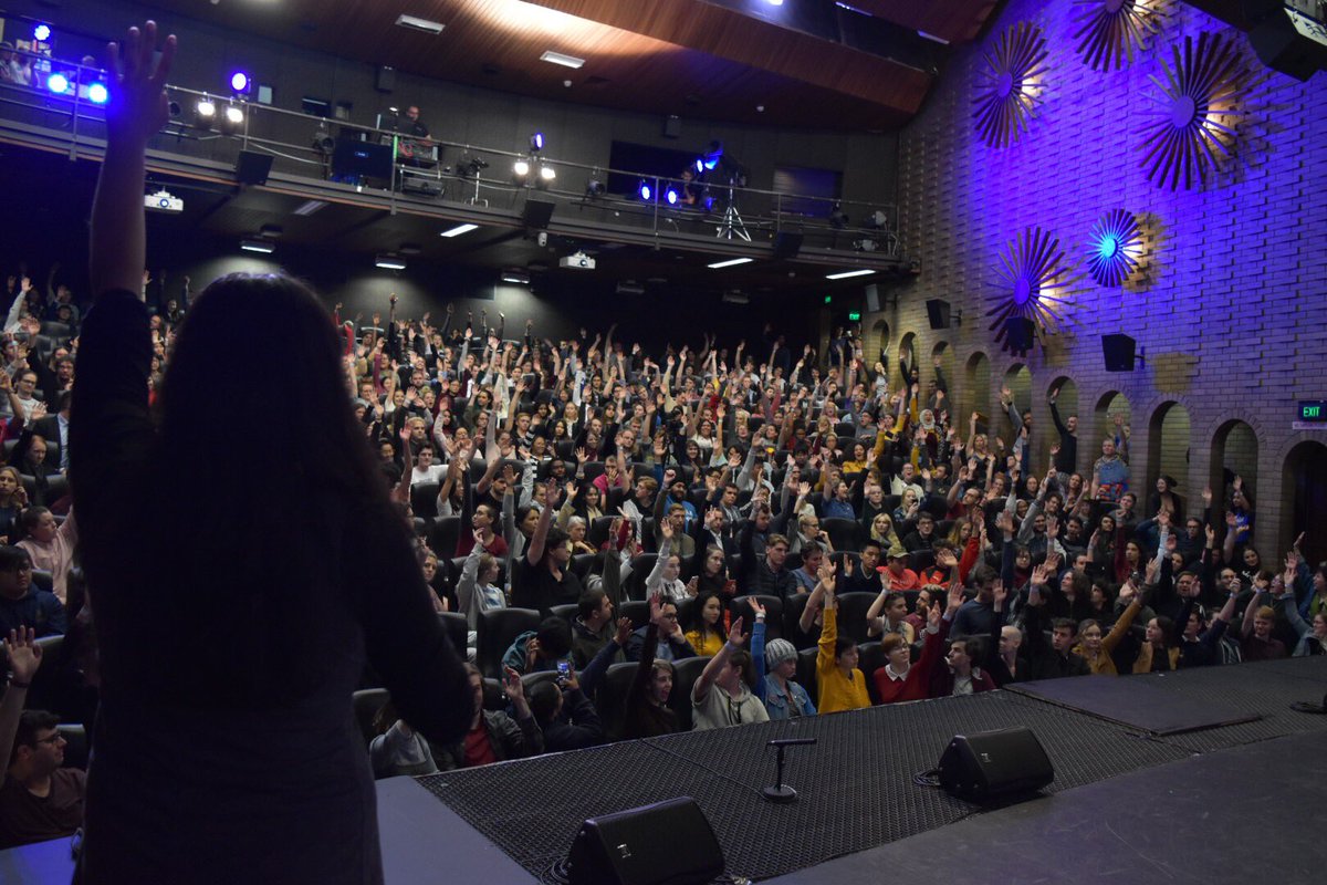 #UQ students overwhelmingly reject #RamsayCentre at UQ in a packed meeting this evening. Great attendance, students do care! VC Høj must drop the proposal now or risk student opprobrium for the rest of his tenure. #UQU @NTEUQldDivSec