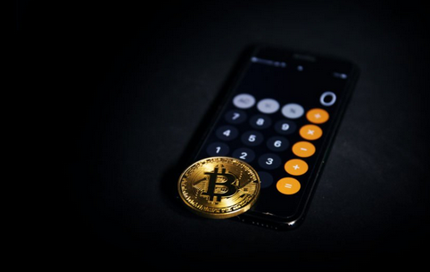 tothemooncorp's tweet photo. Uber Angel Investor Predicts #bitcoin Price will Fall to $500 #uber https://t.co/B0Sug9p9ih … https://t.co/Uwi73fiIkd