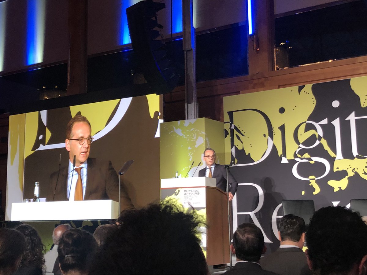 CINIQ_Center's tweet photo. Heute sind wir zu Gast im @AuswaertigesAmt zur Future Affairs Berlin 2019. 

Die Eröffnungsreden wurden von Bundesaußenminister @HeikoMaas und Präsident von Costa Rica @CarlosAlvQ gehalten.

Wie werden digitale Technologien wie #KI Einfluss und Ungleichheit verändern? 

 #FUTaf19 https://t.co/IQI0upSiPZ