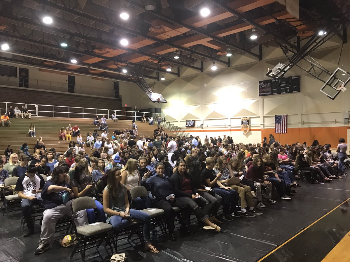 It’s your last day of high school, Seniors! 

Enjoy practice &amp; your brunch that the senior parents work hard on to prepare for you all! 

8 days &amp; you’ll be alumni of Zephyrhills High🎓🐾