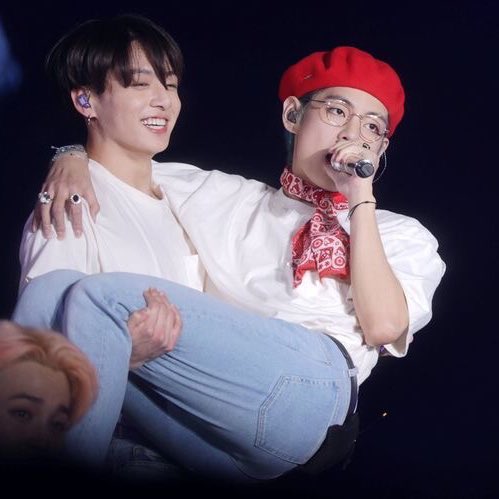 after seeing the bangtan bomb i no more wonder why Jk did this