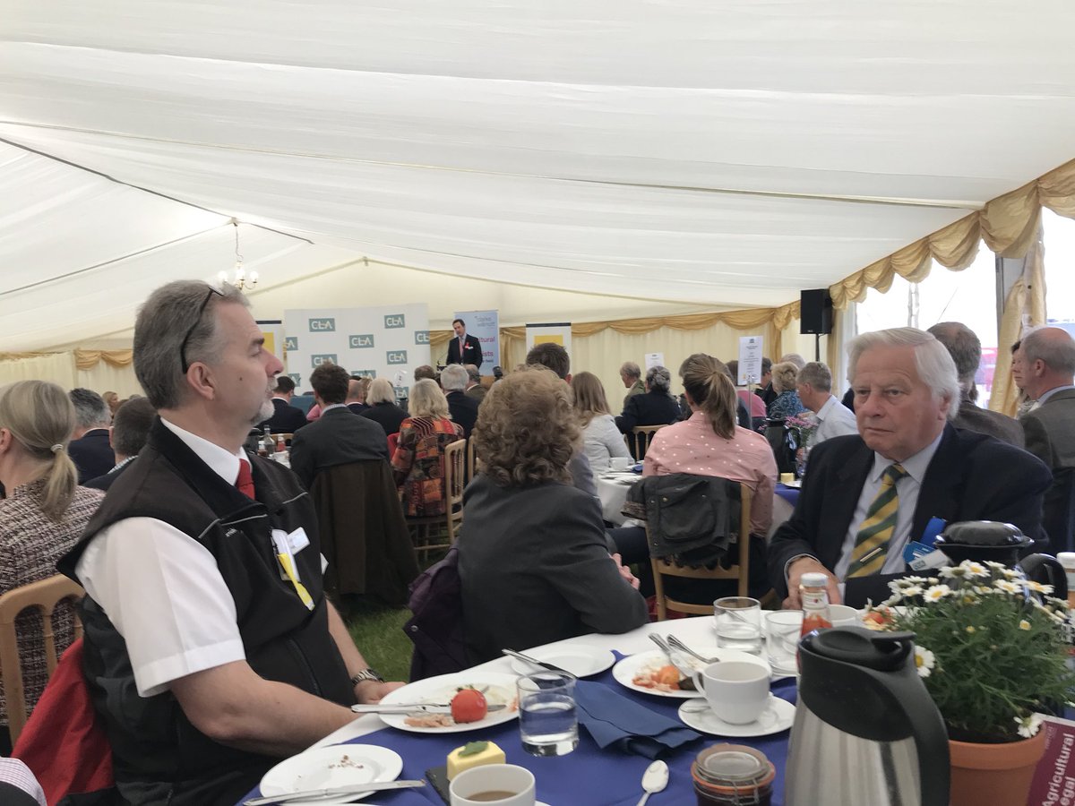 IanBellOBE's tweet photo. Great way to start the #RBW19 with a table of @Folk2FolkUK guests @CLAtweets Breakfast. #thrings #cornishmutual #albertgoodman https://t.co/BvIx0xGQQi