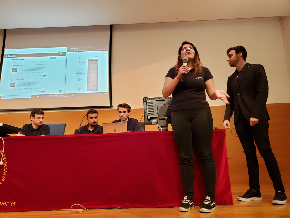 JVBerna's tweet photo. Turno de #kwee en #UAContenidos , plataforma de ofertas laborales en tecnologia. ¿Buscas trabajo? https://t.co/tiUtoFWGty