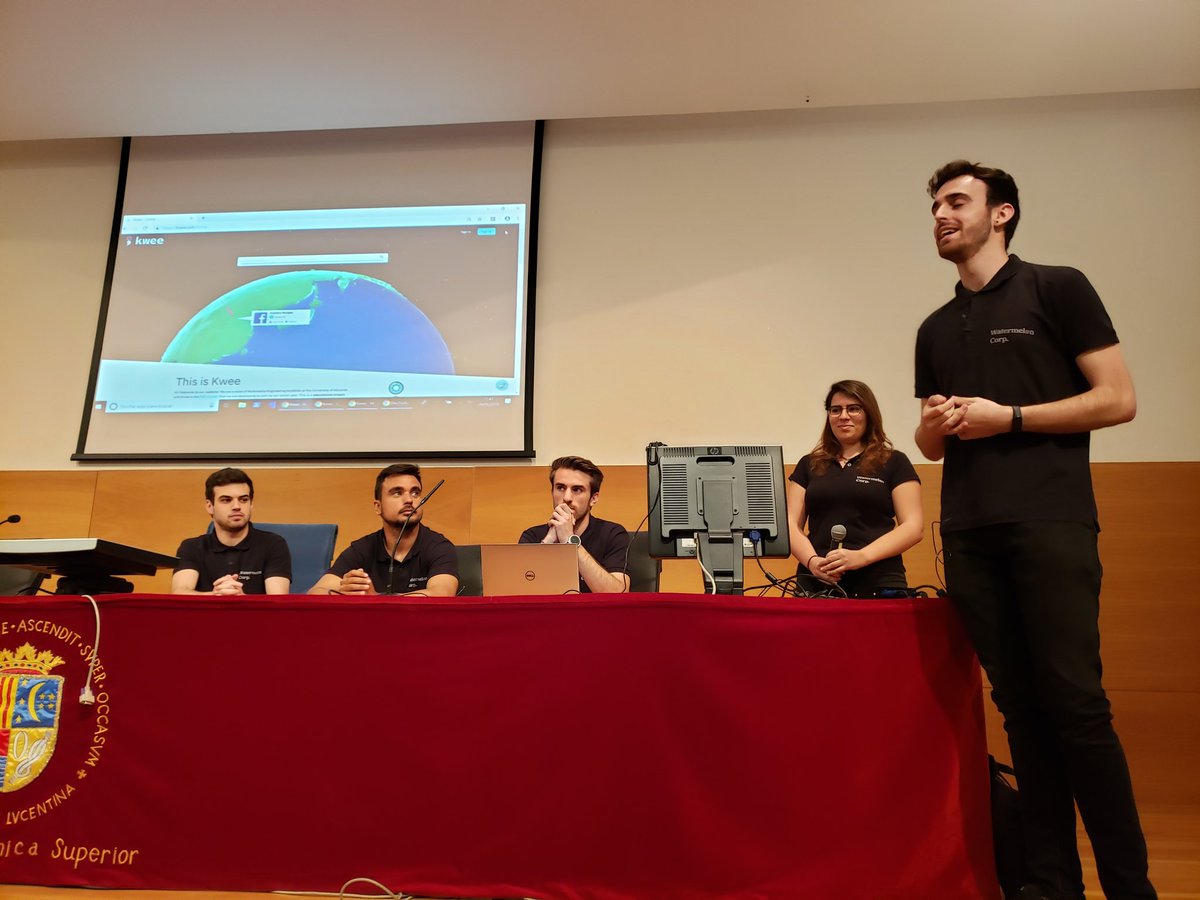 JVBerna's tweet photo. Turno de #kwee en #UAContenidos , plataforma de ofertas laborales en tecnologia. ¿Buscas trabajo? https://t.co/tiUtoFWGty