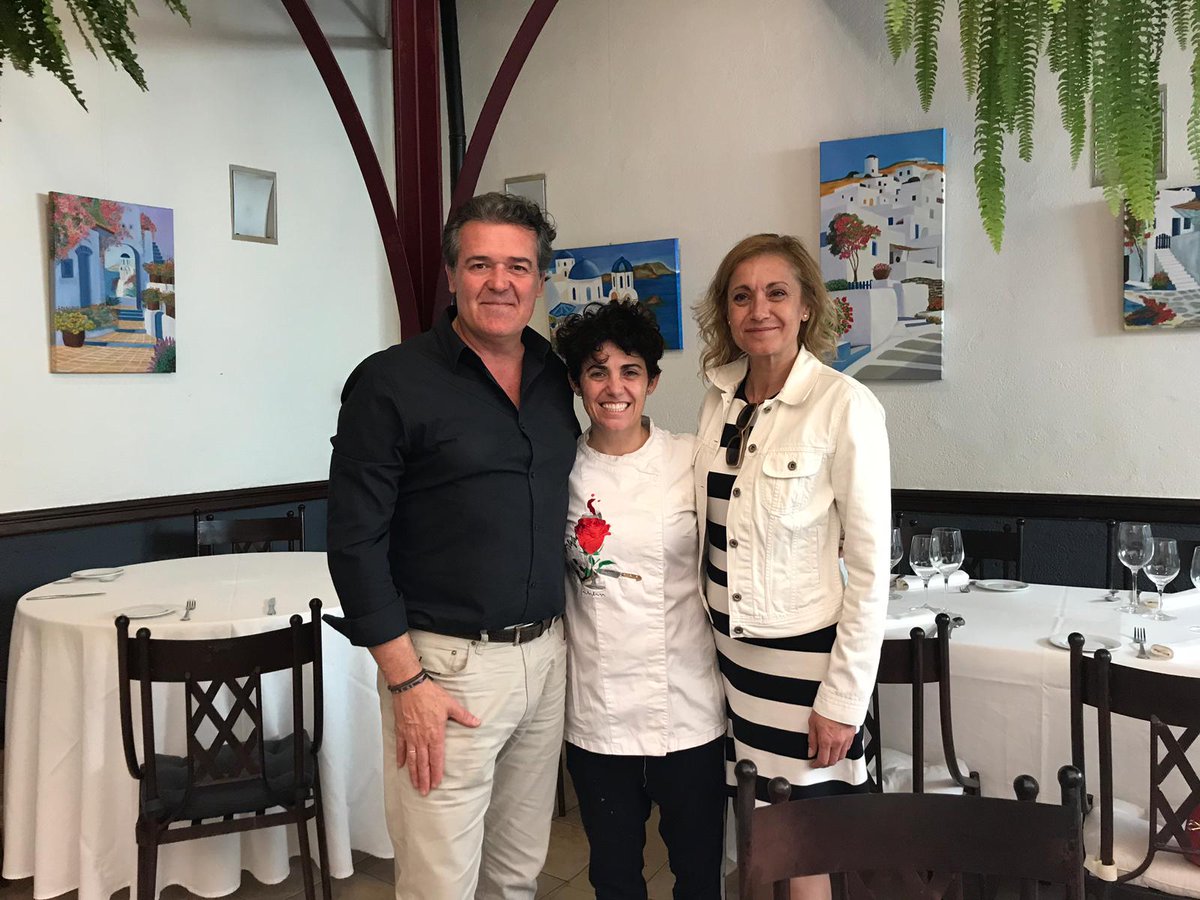 El restaurante <a href="/CasaPregonero/">Casa del Pregonero</a> de #Chinchón, regentado por Míriam, tiene una estupenda y sorprendente selección de #vinos.