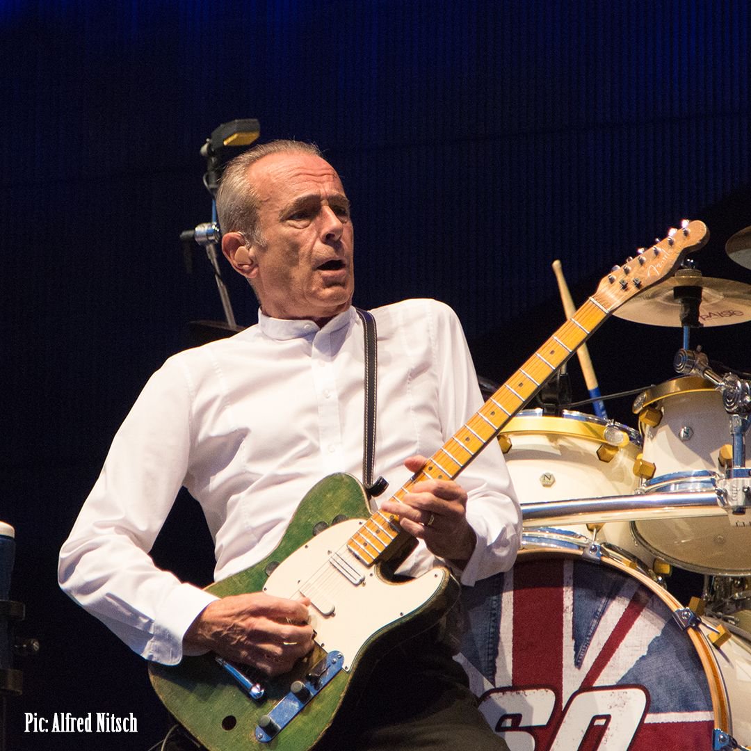 Happy 70th birthday to frontman Francis Rossi Pic under license:  