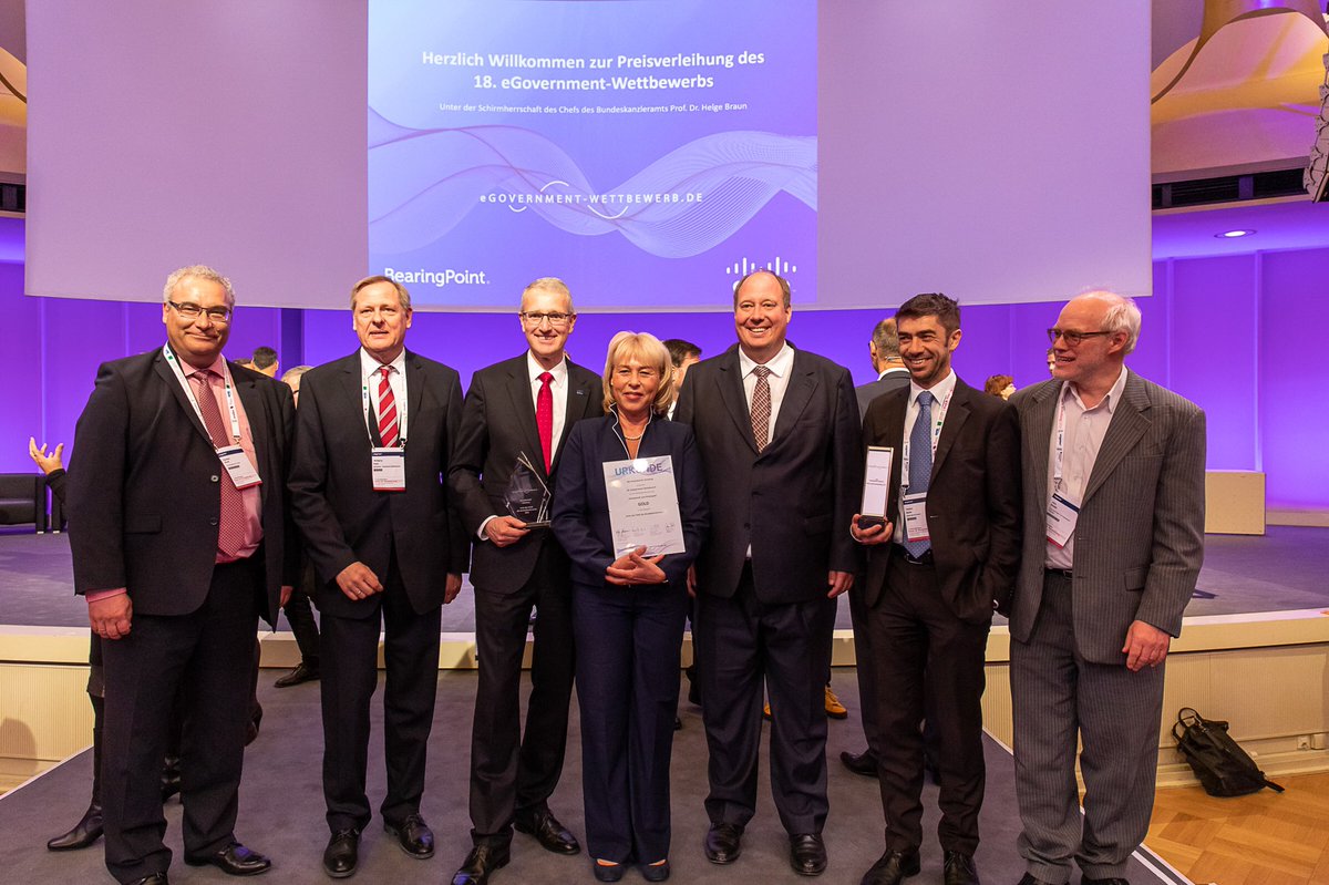 Hamburger Senat tweet media