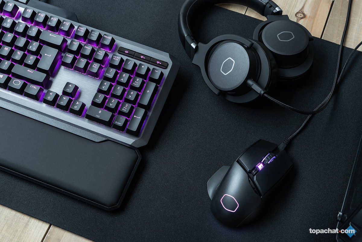 TopAchat's tweet photo. @ballistixFR @GeForceCulture @coolermasterfr @IIYAMAFrance @CrucialFrance Big up à @coolermasterfr et son pack clavier / souris / casque qui accompagne la #Config19 ! #20AnsTopAchat
https://t.co/f159okvAVC
💙 MasterKeys MK850
💙 MM830
💙 MH751
Participe ici ⬇
https://t.co/AQIJppED9j https://t.co/rDVs26M1Yq