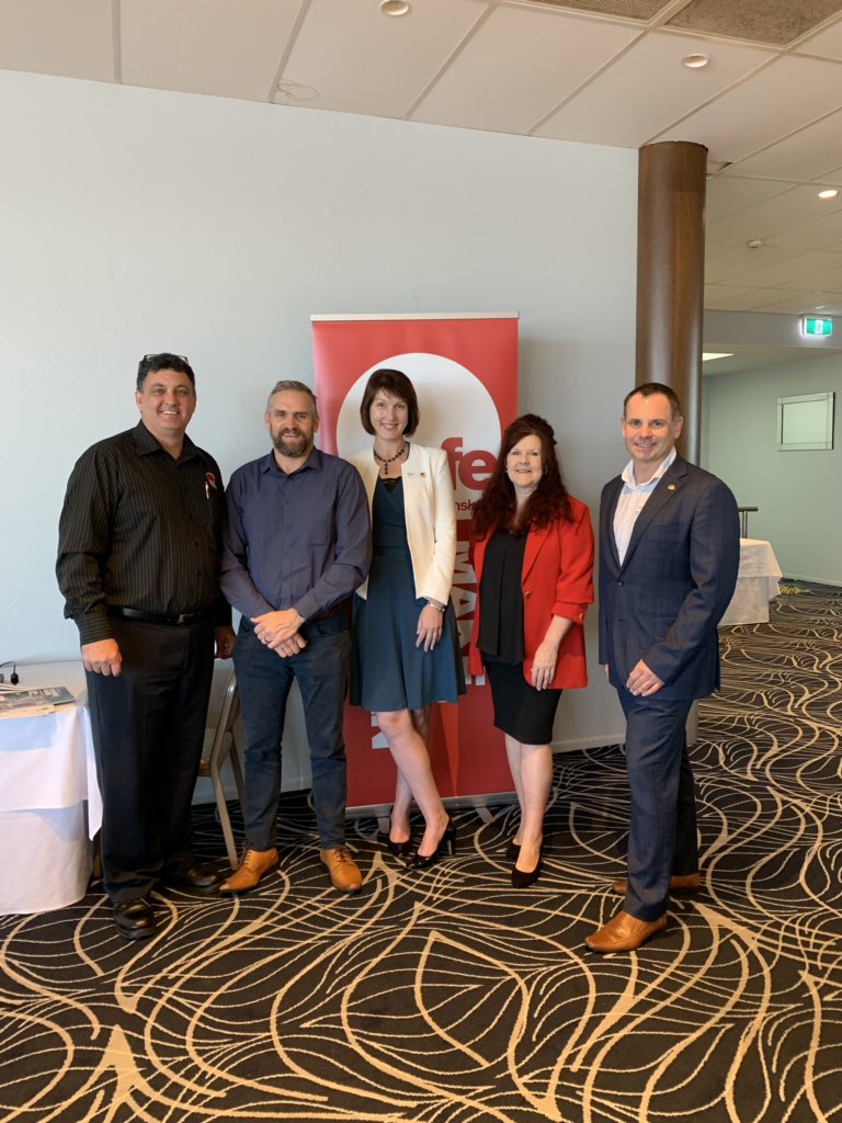 robbpeth's tweet photo. A morning well spent talking about local skills needs in the Fraser Coast region and the great work being done by @HerveyBayCoC @WideBayBurnett @TAFEQld and Jobs Fraser Coast to give small business the skills they new to stay competitive @sherwell_dean @nic_s4 https://t.co/WBUBtB0XEi