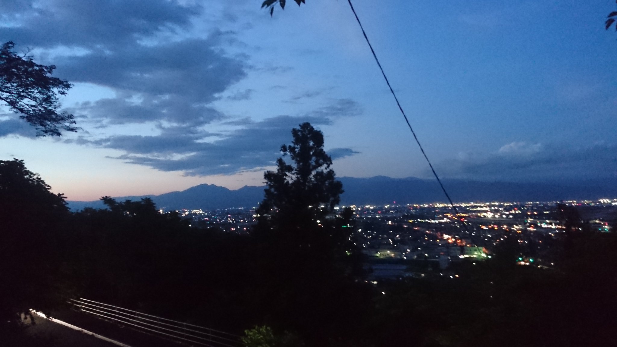 Pｕ Ko イマソラ 田舎の夜景 田舎の夕暮れ 日が長くてまだ夜じゃない T Co Gvqyvmic6y Twitter