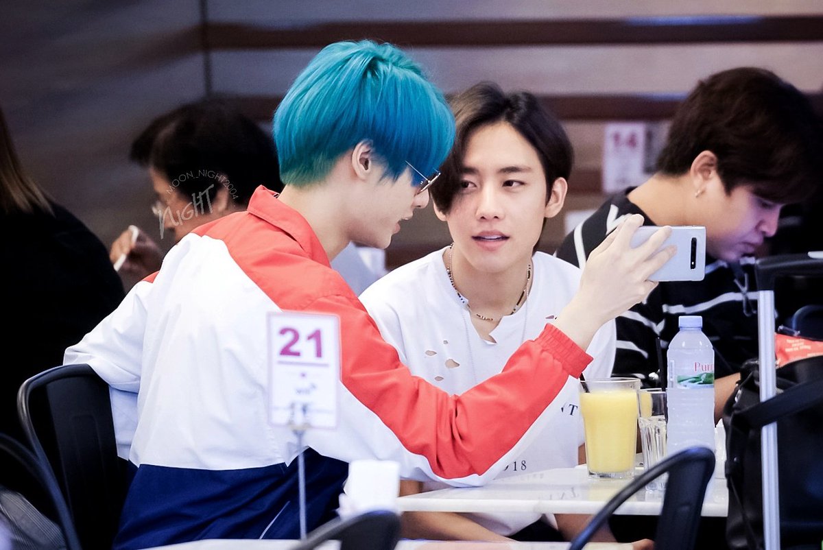 night_moon0420's tweet photo. เพราะดวงตาคือหน้าต่างของหัวใจ 🖤💛

#MarkSiwat #หัวใจศิวัช 
#gunnapatn #นะพัด 
#magusMG #มากัส https://t.co/Mz3qhigKVq