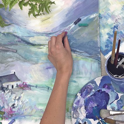 VoyageDeco's tweet photo. Lavender Lane &amp; a sneak peak of Dusky Isles - beautiful tonal work making us feel calm and collected for the day ahead. Available in framed artwork.

#VoyageMaison #handpainted #artwork #original #British #countryside #landscapeart #landscapes #framedartwork #fieldsoflilac https://t.co/iPtOzivdt3