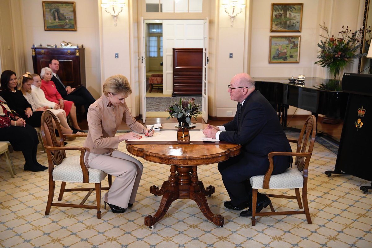 SenatorCash's tweet image. A great privilege today to be sworn in as the Minister for Employment, Skills, Small and Family Business. Australians elected us to get on with the job, get back to work and get about the task of supporting them to realise their aspirations in life.