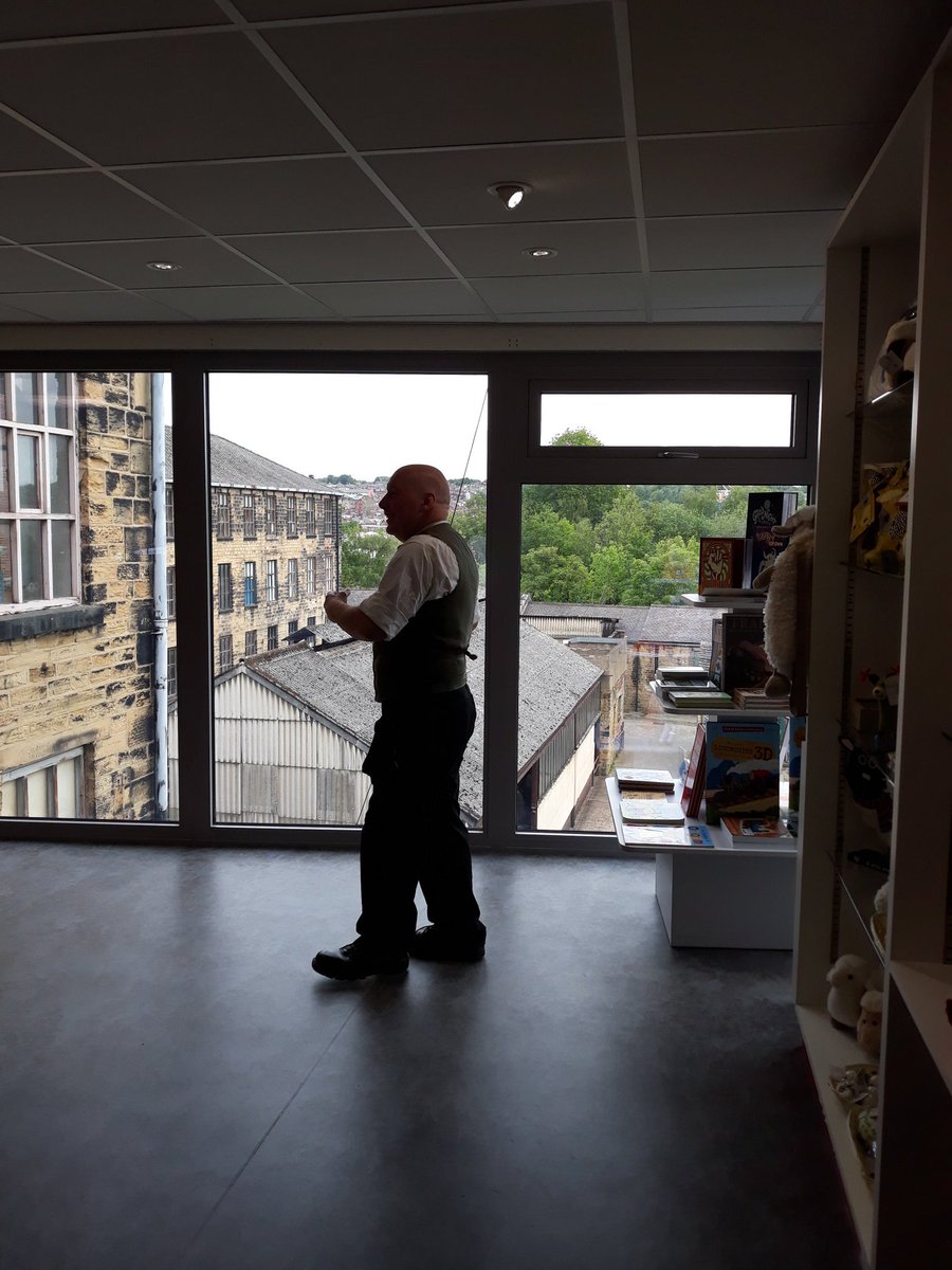 Linda Ribeiro tweet media