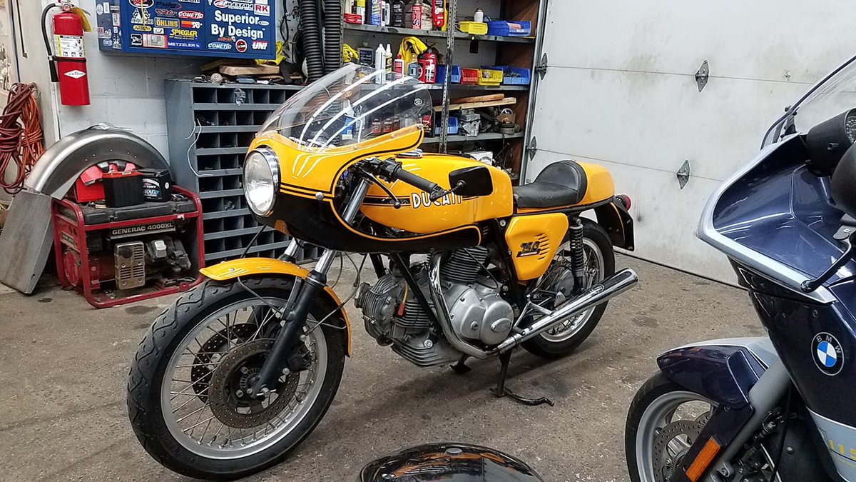 BuzzKanter's tweet photo. In 1979 and 1980 I roadraced this roundcase @DucatiMotor #750Sport with a friend. I asked him to call me if he ever wanted to sell it. 39 years later it is mine. #Ducati #AAMRR #Roadracer https://t.co/Eiuv1HOaHu
