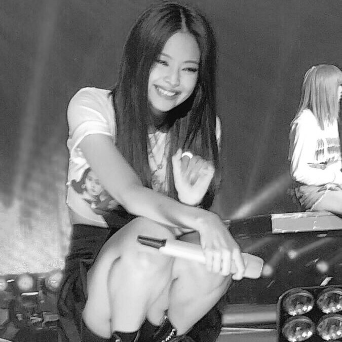 snowdropkjs's tweet photo. Jennie Ruby Jane, the girl who
-absorbed all the hate and backlash when she emerged as a solo artist
-produced her solo diaries just for blinks yet they called her narcissistic
-wrote an apology letter on her birthday and called herself lacking https://t.co/gLEf2ucvbI