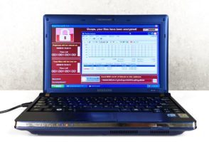 md_boost's tweet photo. Un ordinateur portable infecté de 6 des virus les plus dangereux du monde en vente pour plus d’1 million de dollars https://t.co/jMiAr6gJ5j https://t.co/zLT7YID8W9