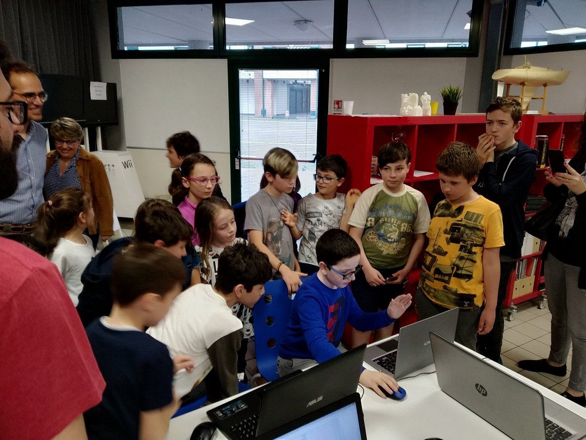 coderdojopd's tweet image. Ultimo entusiasmante evento prima della pausa estiva 😀 😀 😀 
con #CoderDojoPD al #TalentLAB