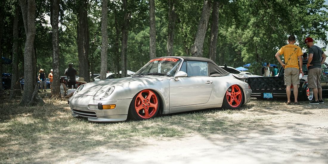 ECSTuning's tweet photo. Happy #wheelwednesday with this gorgeous Ruf from @_european_experience 

Beautiful shot by @basyirnasution - see more at blog.ecstuning 

#ecstuning #ecs #notaporsche #ruf #cabriolet #fitment #stance #dumped #wheelporn #savethemanuals #supercar #carporn #europeanexperience https://t.co/ZeU8jhHTx2