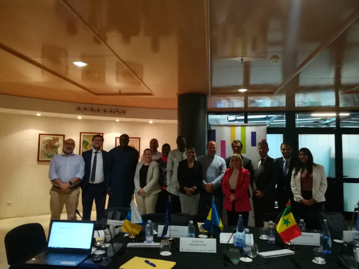 dgmcs_gobcan's tweet photo. El 23 de abril se celebró el Comité de Seguimiento del proyecto #SIMPLIMAC, en el Hotel Escuela de Santa Cruz de Tenerife @hecansa #EMGA @CPJI_Gobcan @INTERREGMAC @pablo_pherbol @AlyouneDiop @GovernoMadeira @CaboVerde_Gov @adieisn @drapl_vp @ms_teixeira @Pepcado https://t.co/1EQUv77Dqa