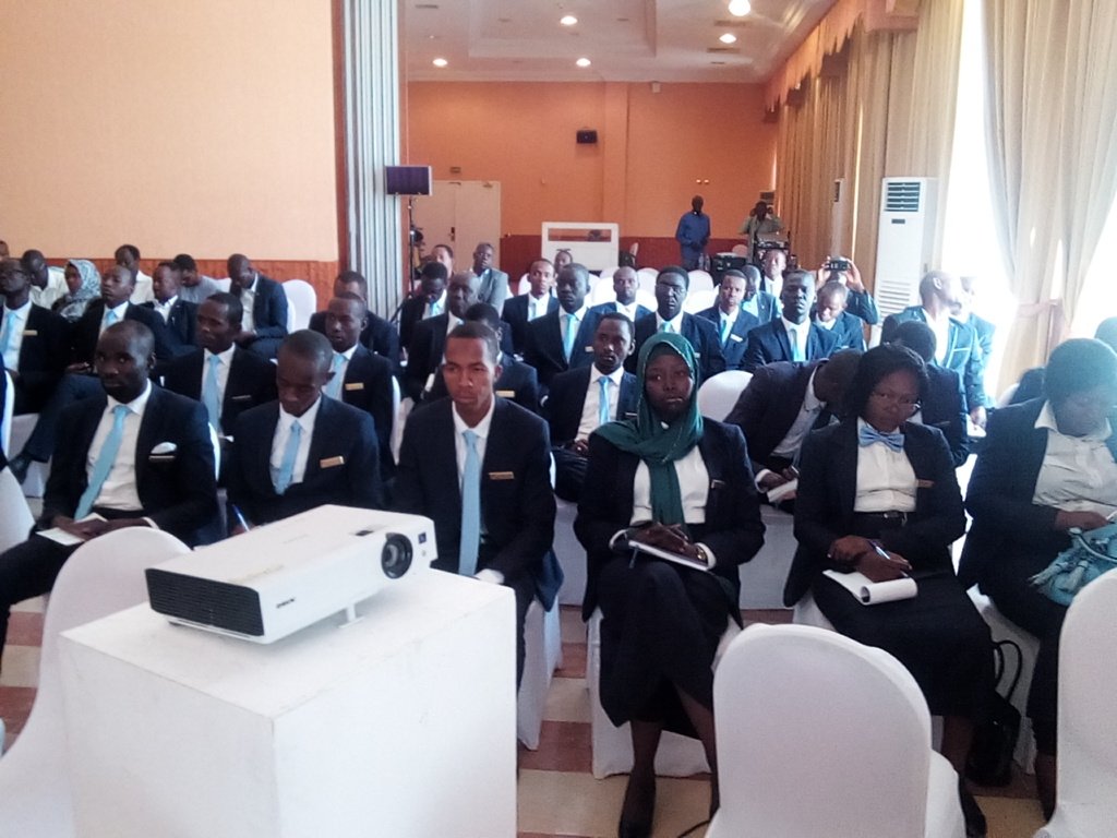 UA_Tchad's tweet photo. Célébration de la Jrnée de l’Afrique, le 25 mai 2019, au Tchad, avec grand succès. Jrnée marquée par une Conf.-débat sur les reformes de l'UA et la Vision 2063 et par la lecture du message du Président de la Commission, celui du Gouv. tchadien suivis d'un  Diner officiel. https://t.co/6H7Ipwdscl