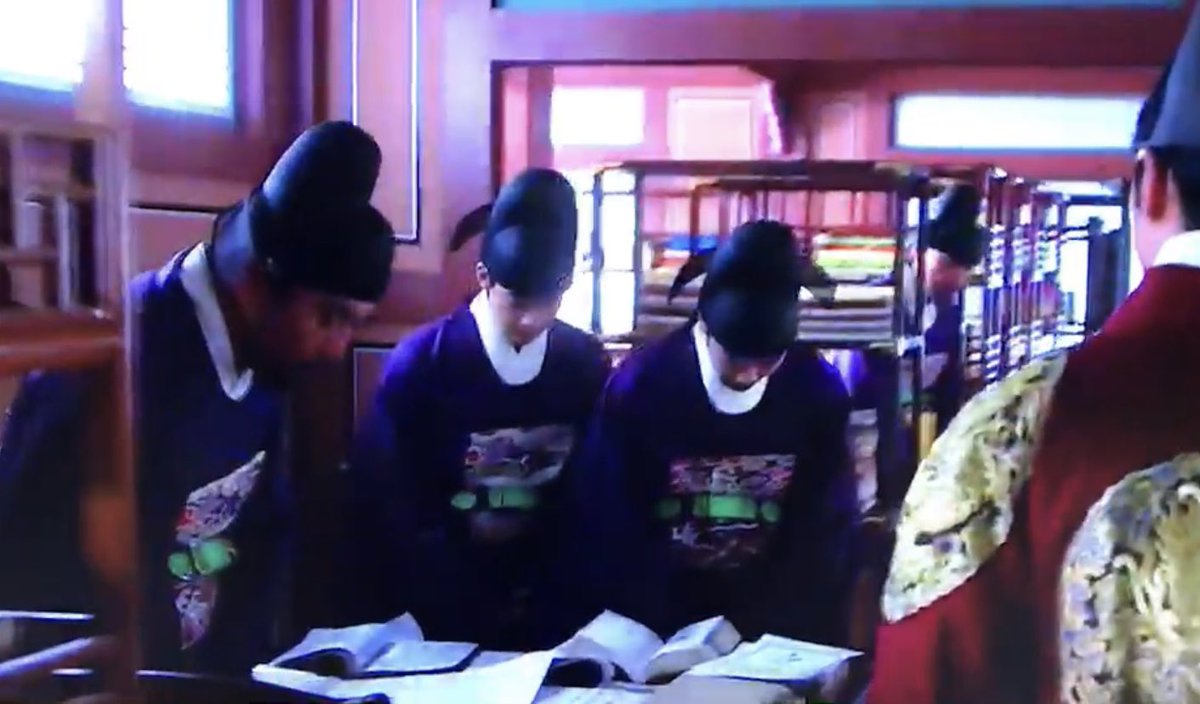 카페오레 オレちゃん V Twitter 凄くタイムリーだね 吹き替えでもテロップ出してくれればいいのに そう言えばチョン ヤギョンも有名人 イ サンの後の方に出てたし 成均館スキャンダルでアン ネサンが演じてたと思う