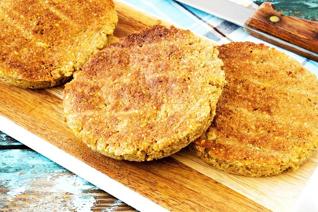Possibly you're following the keto diet or perhaps you're simply endeavoring to reduce carbs. Regardless, that doesn't mean you need to give up bread. This keto-accommodating bread is made with some essential. #keto #ketorecipes #ketofriendly #recipes bit.ly/2XefSBg