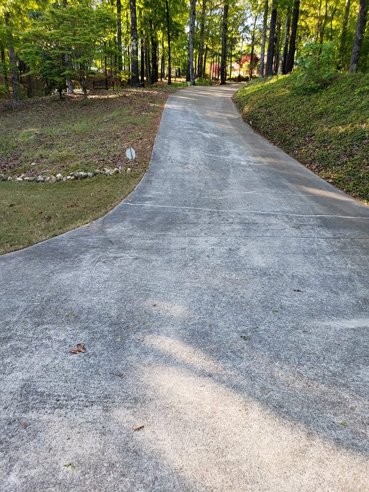 BSmithPowerWash's tweet photo. Is your house summer ready? Relax, &amp; let us do the work for you! We have 8 years experience and are insured. Call today for a free #pressurewashing quote! https://t.co/DqShh3gcde #ShelbyCounty #Alabama #brick #patios #siding and more! https://t.co/aDMGCAfqyG