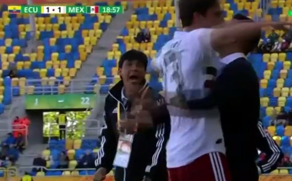 593Plaza's tweet photo. Min13 Mario Trejo pone la igualdad para Mexico
#MundialSub20 #UW20 #Plaza593 #MiniTri https://t.co/rcNwjZcSiT