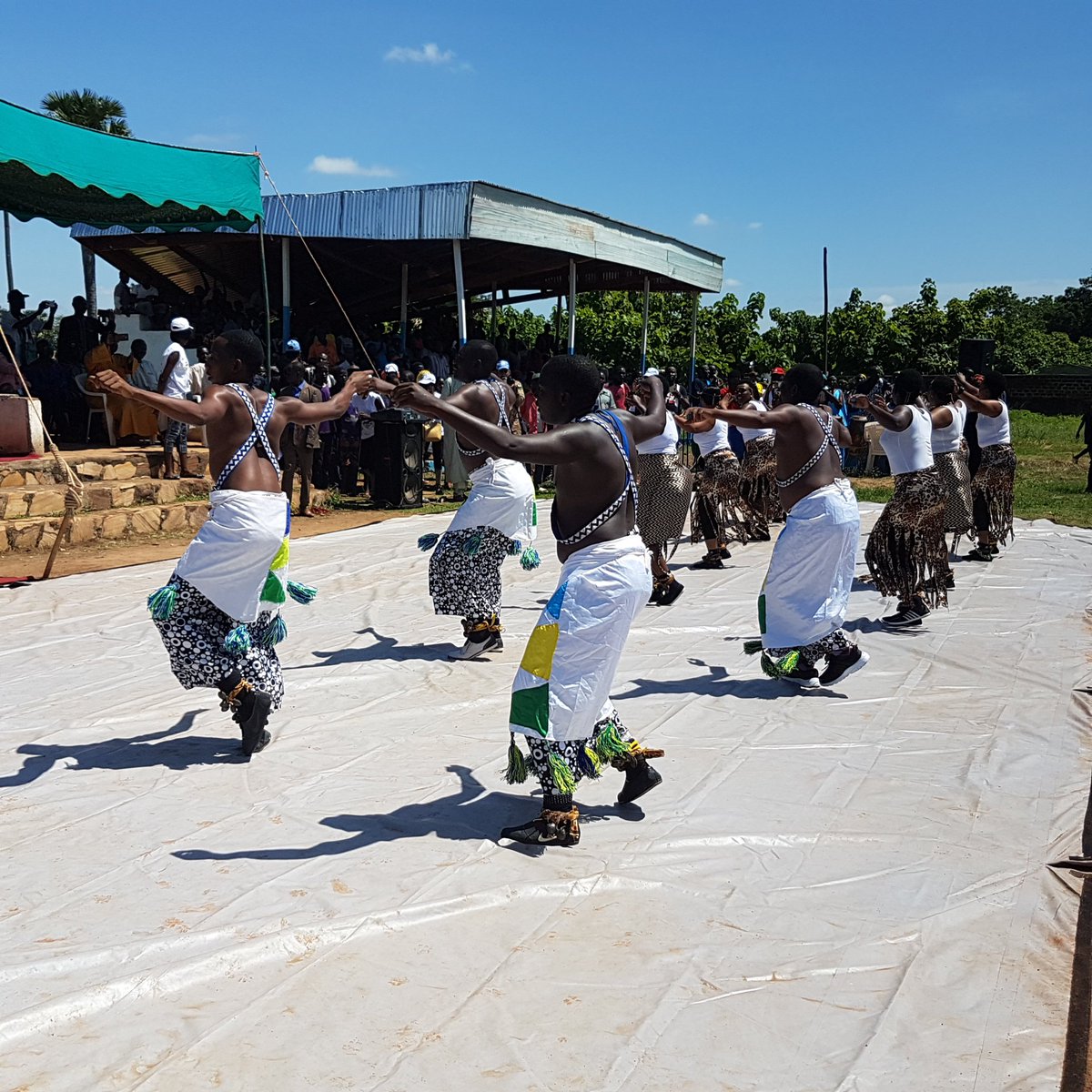 benousmane's tweet photo. Beautiful dance by Rwanda FPU @ Kaga-Bandoro during Peacekeepers Day celebration by @UN_CAR 
Congratulations to MINUSCA Kaga-Bandoro team! https://t.co/Ba3KnwYJLA
