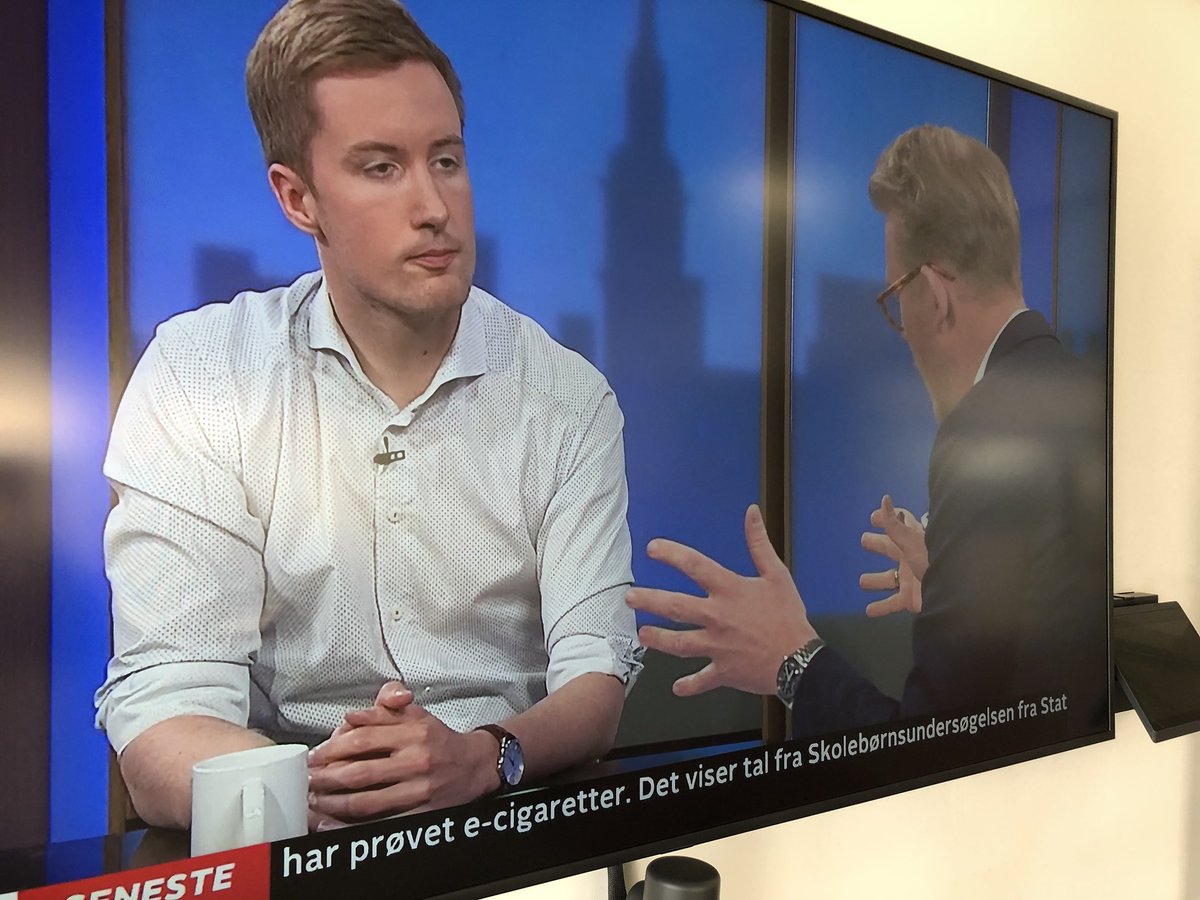 BUPLFormand's tweet photo. Tak @jacobmark_sf - for din støtte til #minimumsnomeringer - og for at have ambitioner for en #genopretning på børneområdet! #GodtBørneliv 💪💪💪 #FV19 #dkpol https://t.co/hJJdHuCxnh