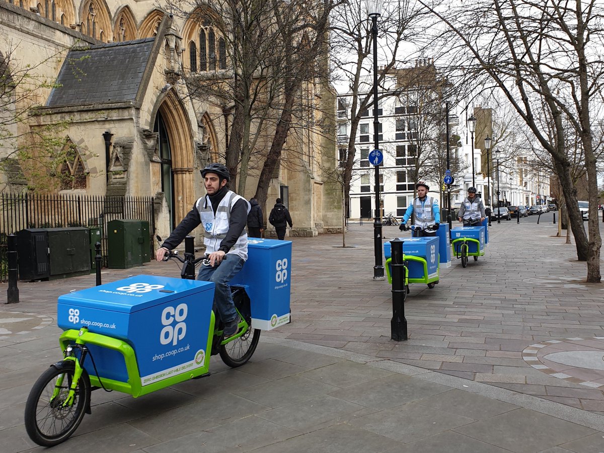 ecargobikes's tweet photo. Do you live in or near #Putney? #Cargonauts are now delivering from the Co-op in your area - from just 2hrs order to delivery. Sit back and put the kettle on - we'll bring your (Fairtrade) teabags right to you! #putneysw15 #ecargobikes https://t.co/FkkQsvdFhn