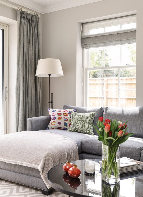 hilaryjwhite's tweet image. Had an exhausting day? Here’s a cosy corner for relaxing in our recent Cobham Town House project #interiordesign #sofachaise #surrey #cobham #familyroom