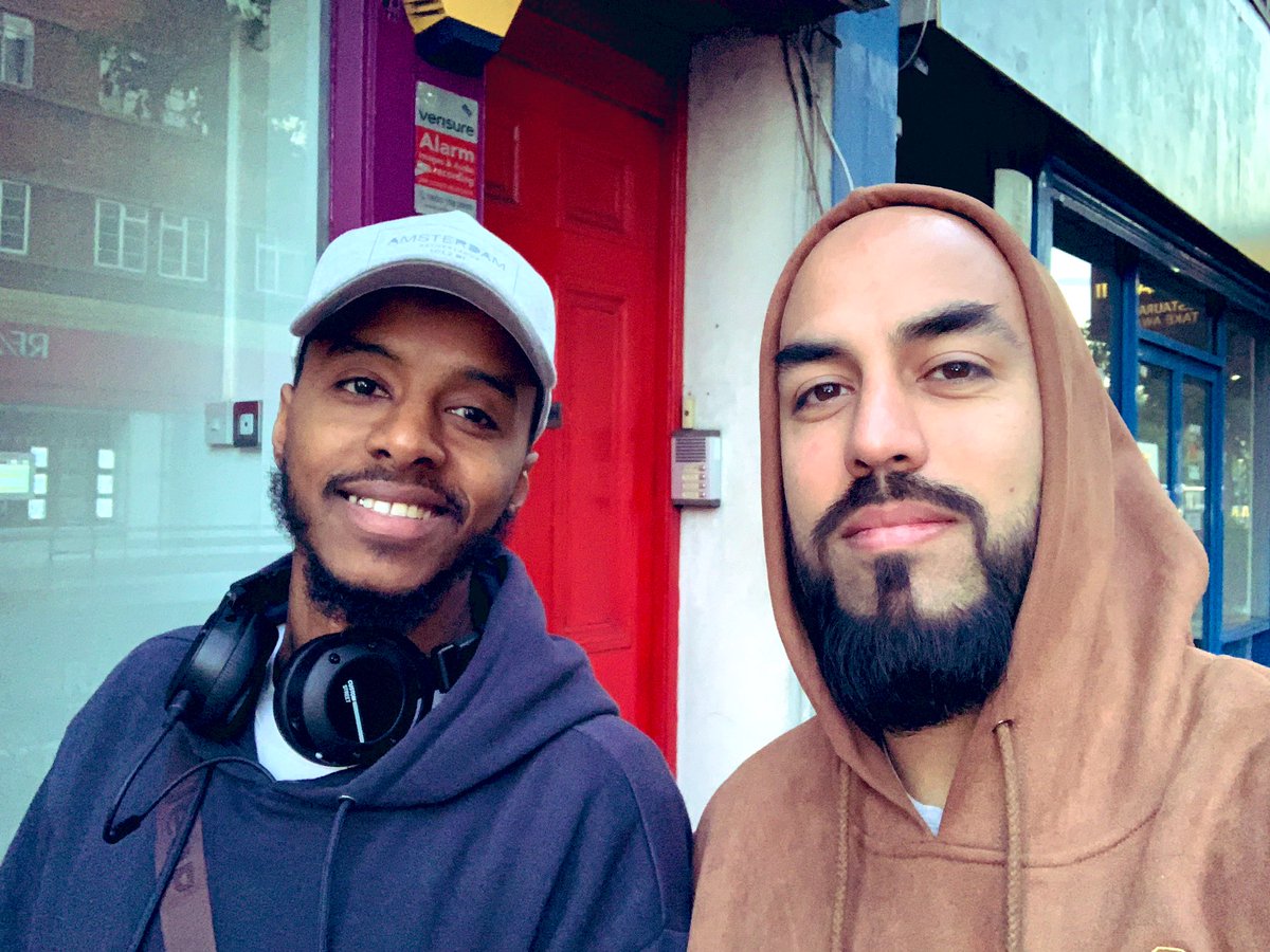 mokhanofficial's tweet photo. @AliSaabik until next time my bro ❤️👊🏽 #poet #creativity #longweekend #london #Switzerland https://t.co/JxeE8ERq2P