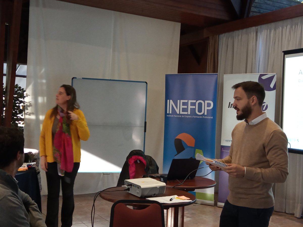 impulsa_ciu's tweet photo. Segunda jornada de la "Capacitación en metodología de diagnóstico en #industria40" a cargo de @RA_diseno, y @agulosso  @INTIargentina.
@camindus @INEFOPoficial https://t.co/AyOxJiZ4FG