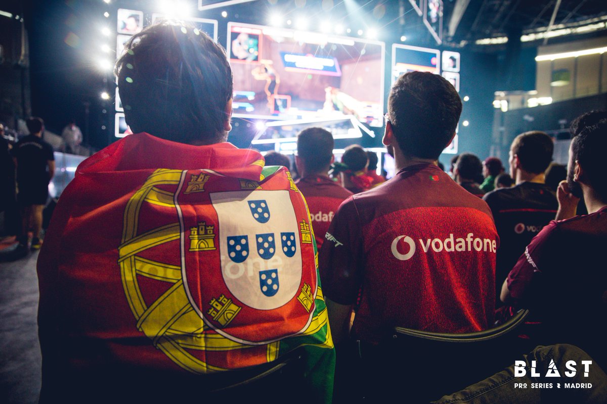 AndreMuchagata's tweet photo. Jogos das equipas portuguesas hoje, boa sorte a todos! ๐๐ต๐น
16:00 @GiantsGaming vs @TeamGamerLegion (Minor)
17:00 @Offset_Esports vs #EXILE (LVP)
18:00 @k1ckesports vs #AGF (ESEA)
19:30 @eyeshieldGG vs #TRIIIPOLOSKI (ESEA)
19:30 @getYouClap vs #DefendCoexist (ESEA rescheduled?) https://t.co/vBRnBgnmVL