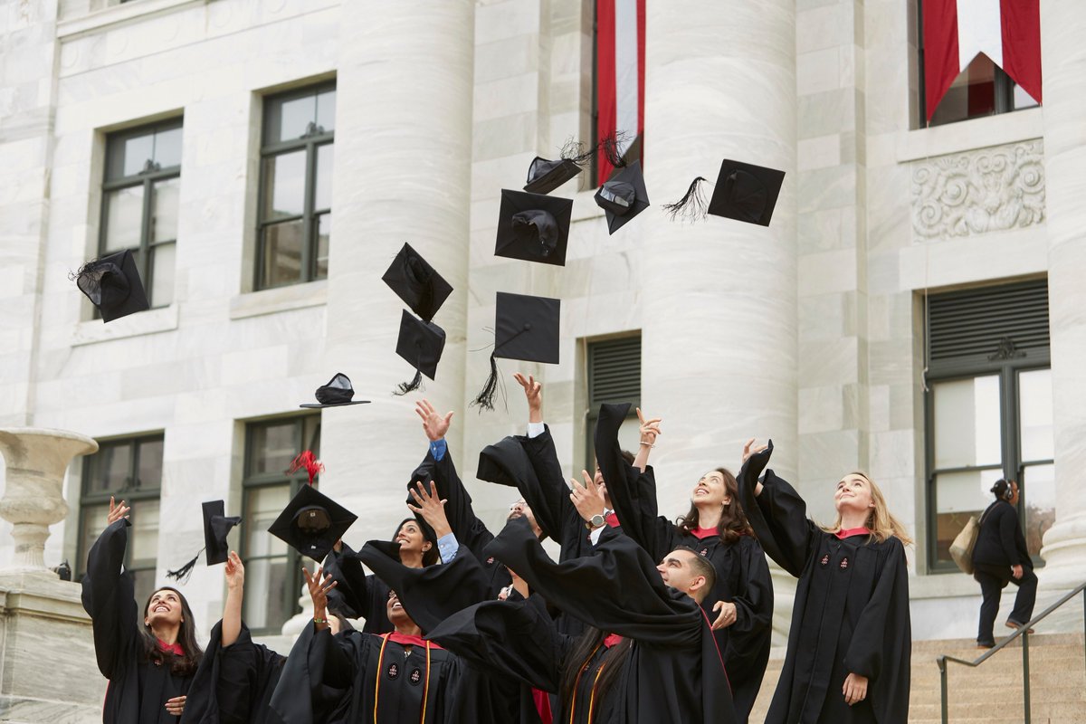 To celebrate #HarvardChan19 we want to share some of the stories about our remarkable graduates. The Class of 2019 comes from 55 countries and 37 states, all bound by a single goal: to improve health. Learn about their work in the thread below! #Harvard19