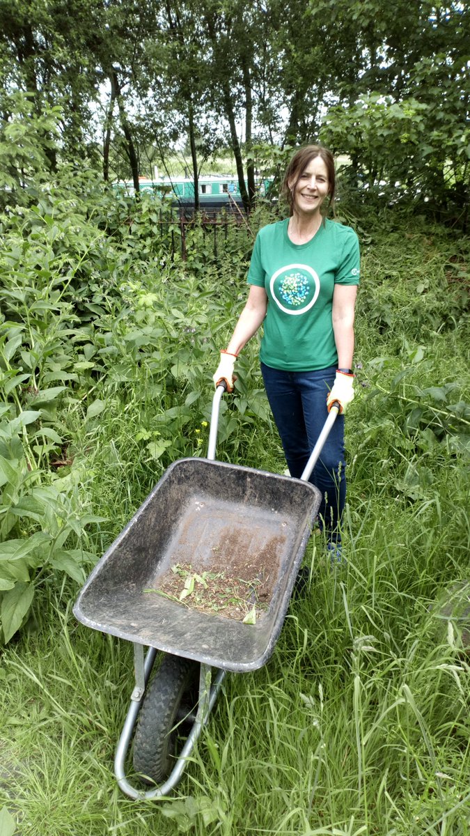 Having a blast at the Robin Hood Community Garden, Clapton, east London, with the lovely volunteers from <a href="/salesforce/">Salesforce</a>. Loads done, loads still to do! <a href="/TCVLondon/">TCV London Team Days</a>