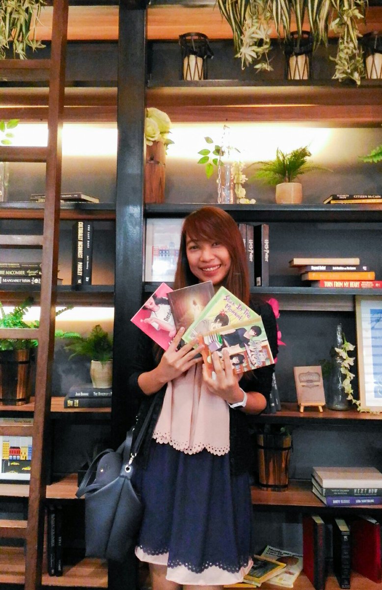 nerdyirel's tweet photo. Hi, I'm Nerdyirel. Author of 4 published books. 😊🤓

You can check my stories on my wattpad account: https://t.co/SkbzBeiF6Q ❤ https://t.co/8jRejYvt3e