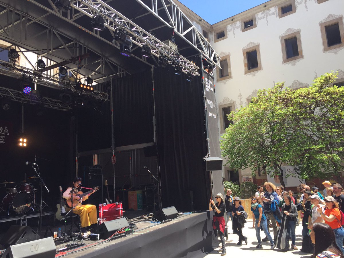 ultrasonica_ita's tweet photo. Inizia anche il PRIMAVERA PRO 2019 @Primavera_Sound @cececebe #wheremusicmeets con LORENA ÁLVAREZ e CONTTRA @PrimaveraPro #primaverasound2019 #ps2019 https://t.co/jlcEG45XKW