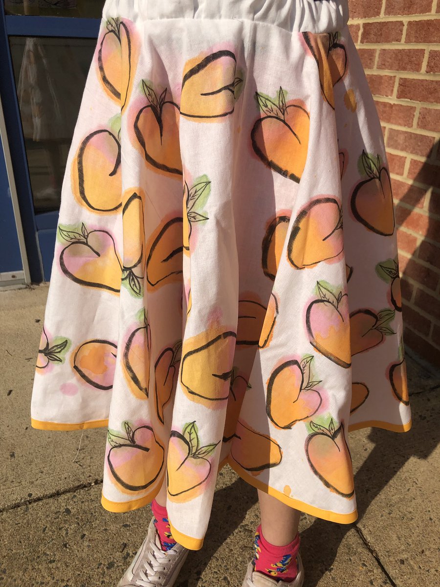 #CircleSkirt #PaintedTextiles #5Grade <a href="/APSArts/">APS Arts Education</a> <a href="/JamestownAPS/">Jamestown Elementary</a> <a href="/Jamestown5th/">Jamestown 5th Grade</a>