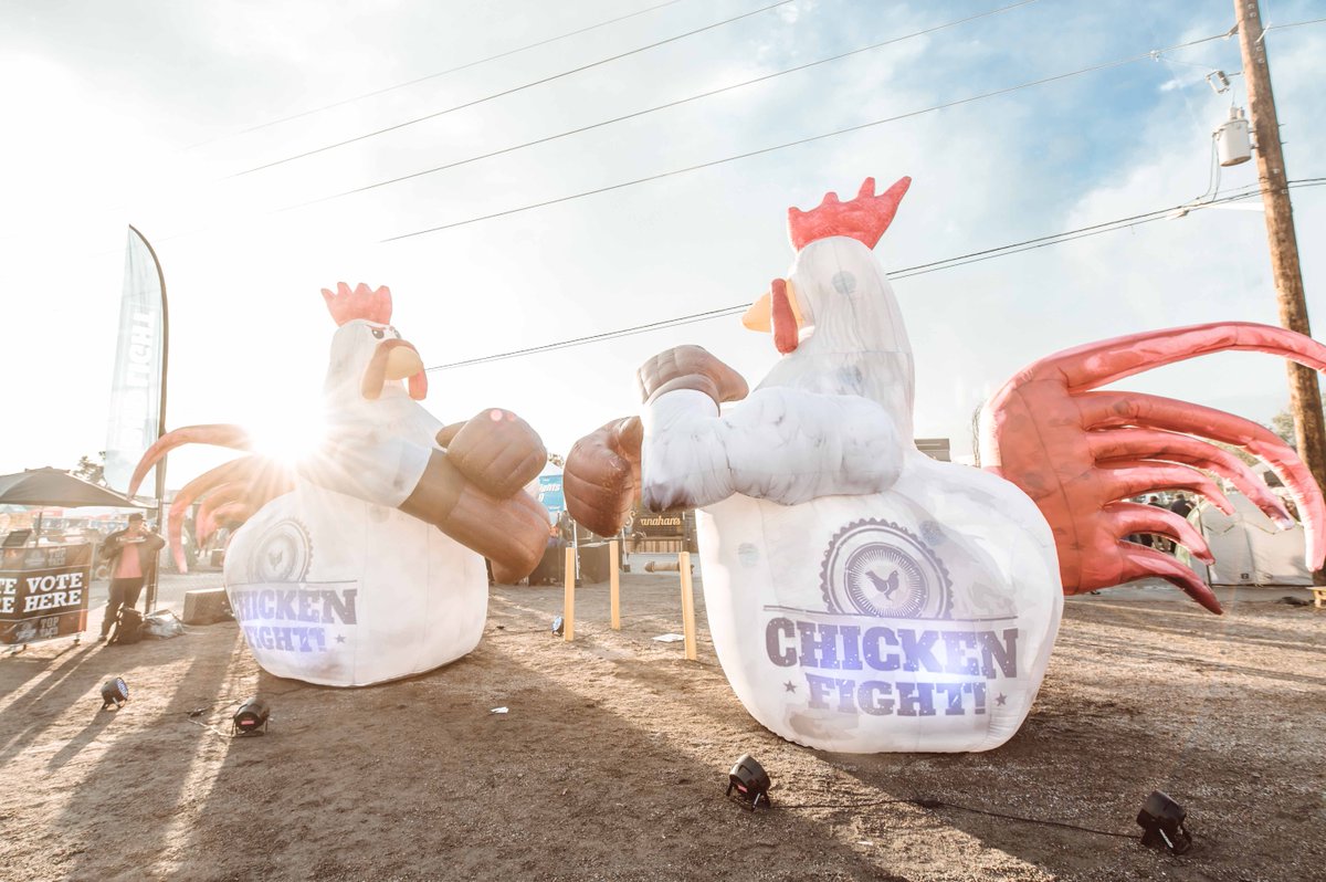 GeckoColo's tweet photo. #WhoWon at #ChickenFight2019 https://t.co/WExGg1aiPK https://t.co/VU3RQWQwoY
