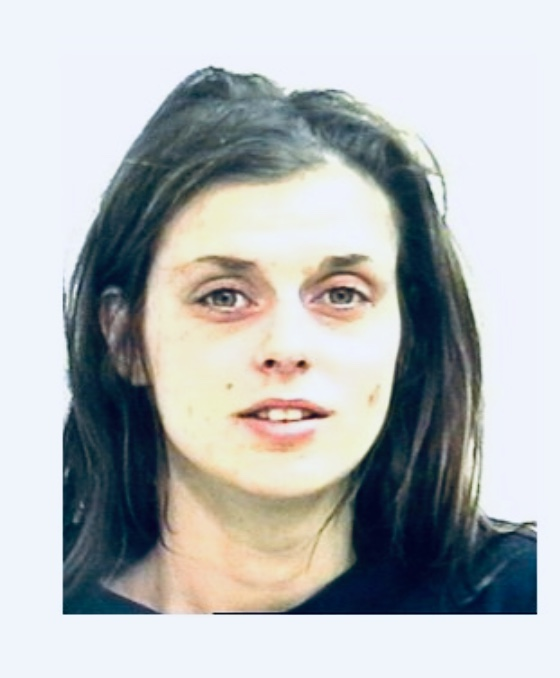 StephenMetelsky's tweet photo. Who murdered Jeannette Jugaru? 15 years after the homicide @NiagRegPolice are still searching for the answers to this question. Police believe someone out there has intimate knowledge about this crime. My story in @NiagarathisWeek #ColdCaseChronicles #JeannetteJugaru #HaveATip? https://t.co/BwqYFp53zE