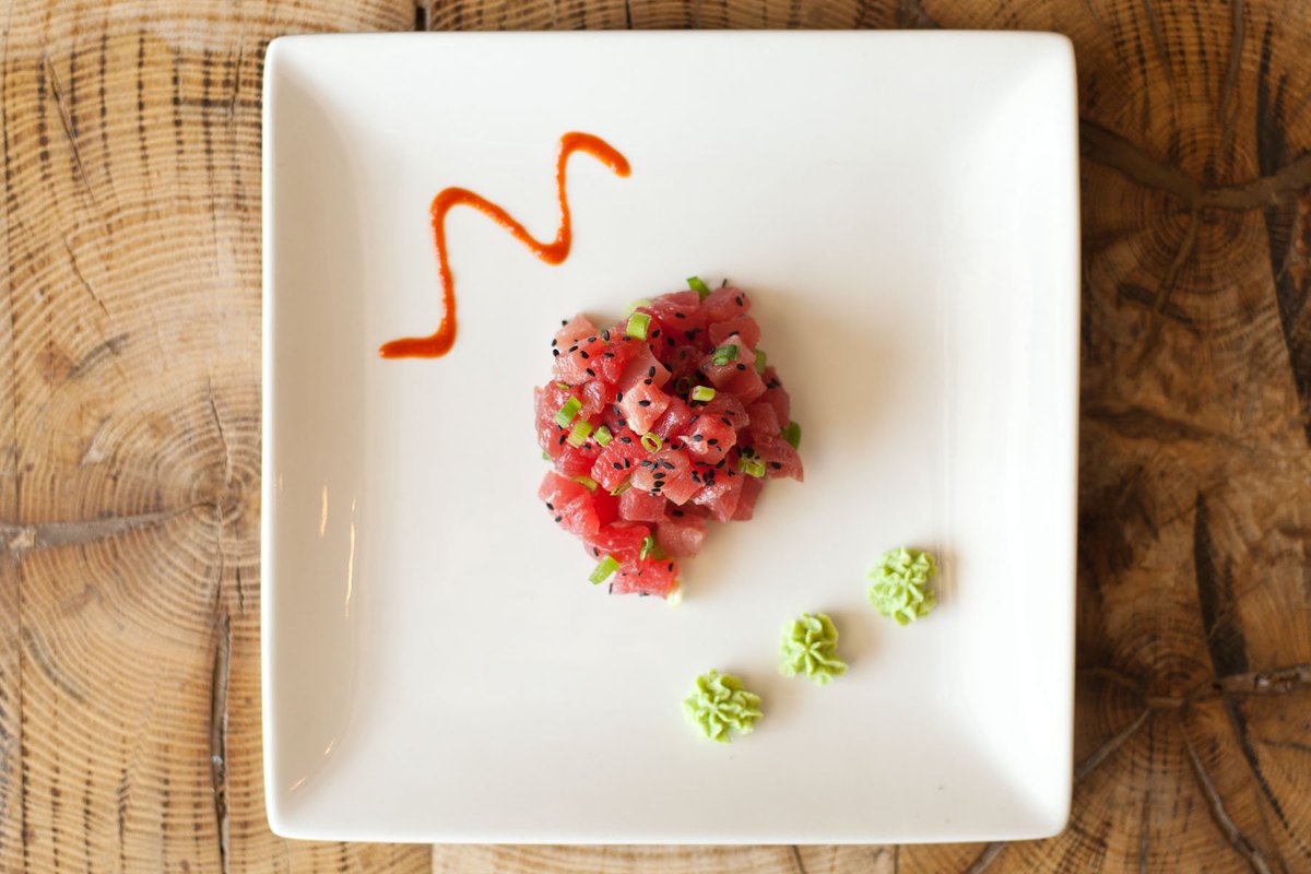 KEORestaurant's tweet photo. 1/2 price small plates everyday from 4 to 7pm for our bar &amp; lounge guests! What is your go to small plate at KEO?

#happyhourtulsa #tulsathaifood #tulsathaifusion #Tulsapho #Tulsathai #eatlocaltulsa #tulsacatering https://t.co/aRKAcsA8Z4