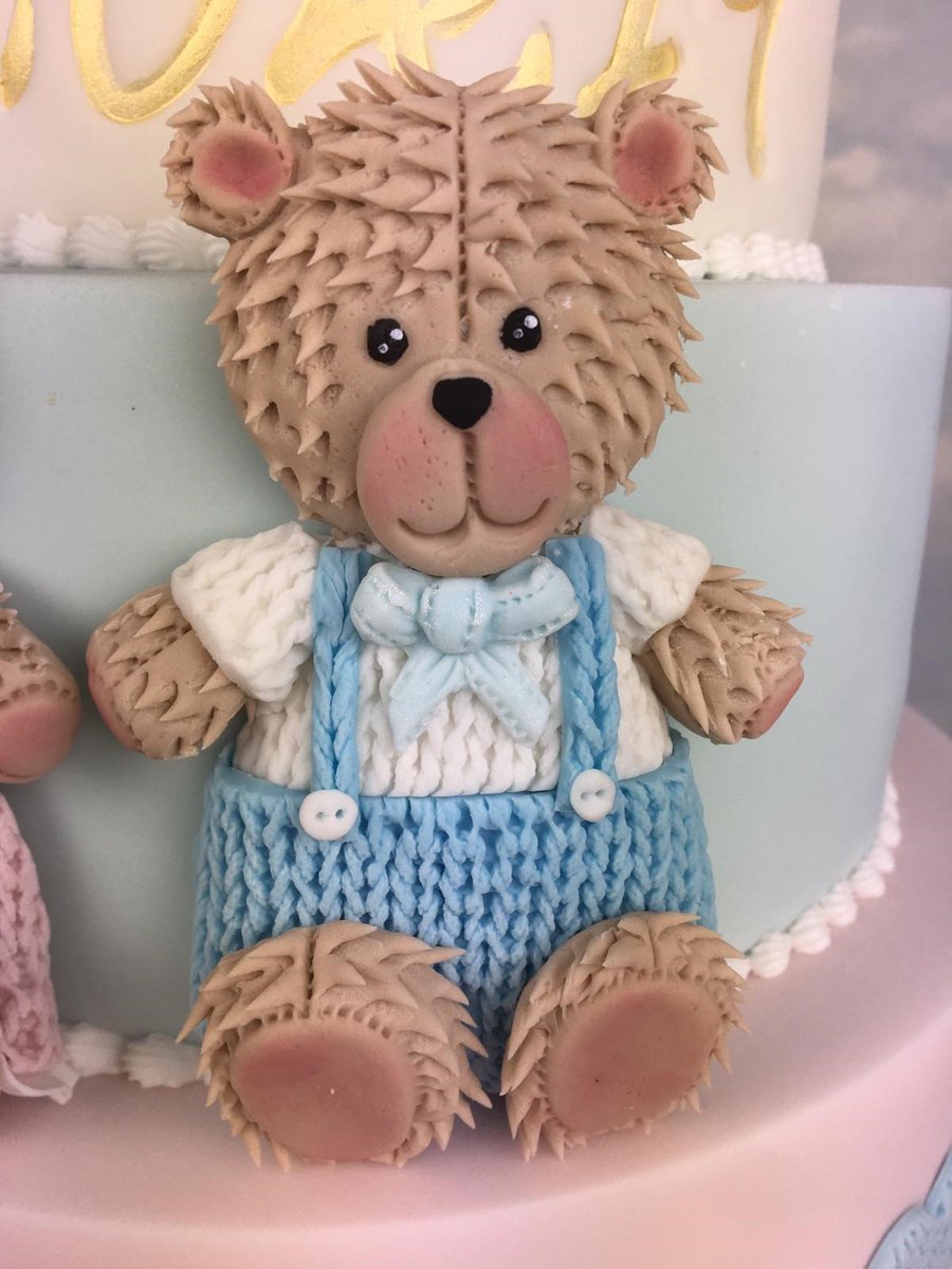 Cake International tweet media