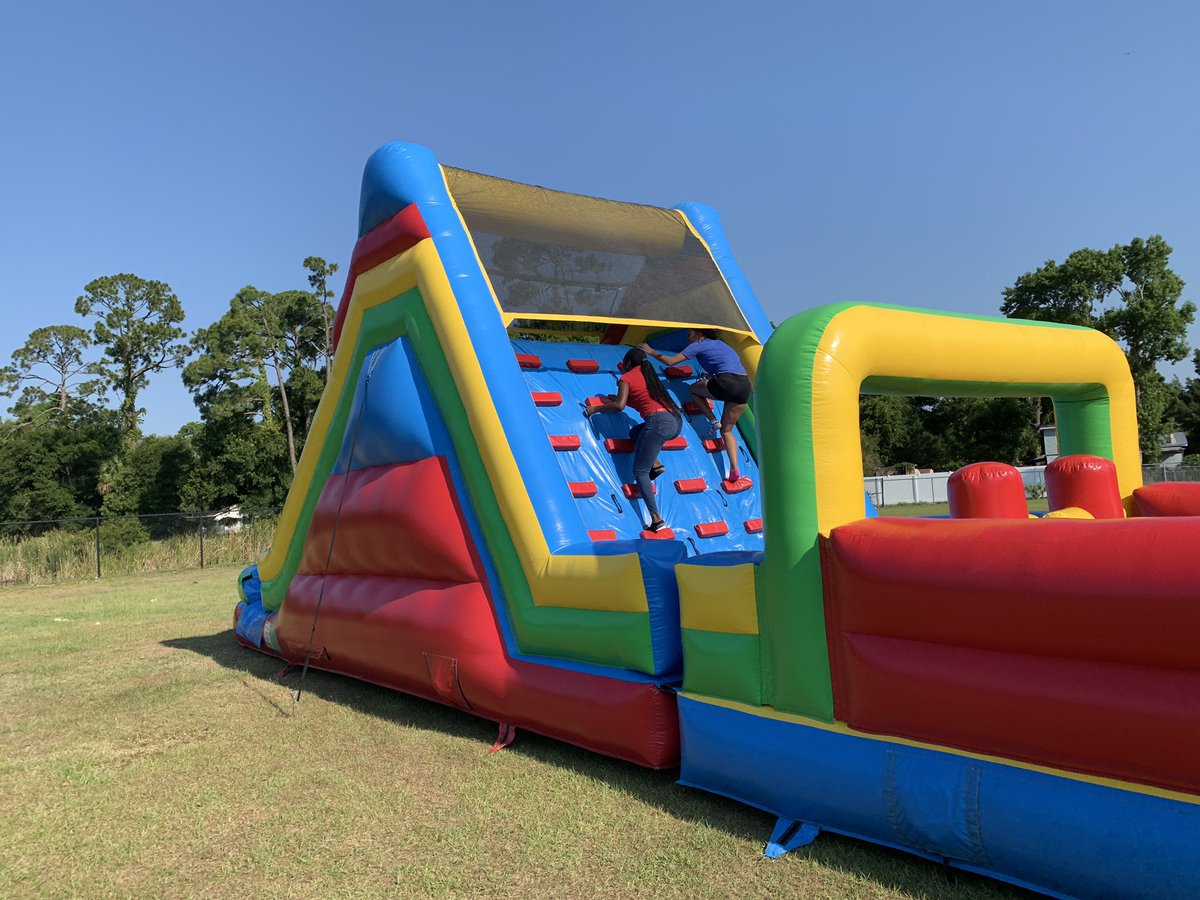 Holly Hill School tweet media