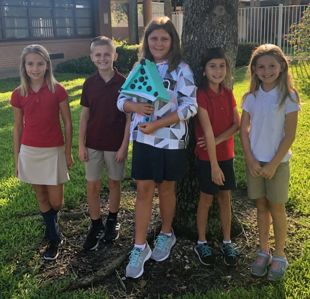 BolenLMS's tweet photo. VES thanks our Kindness Fairies from Ms. Alexander's class! @VineyardsVipers @collierschools #ccpsfamily https://t.co/4cMeXVljfE