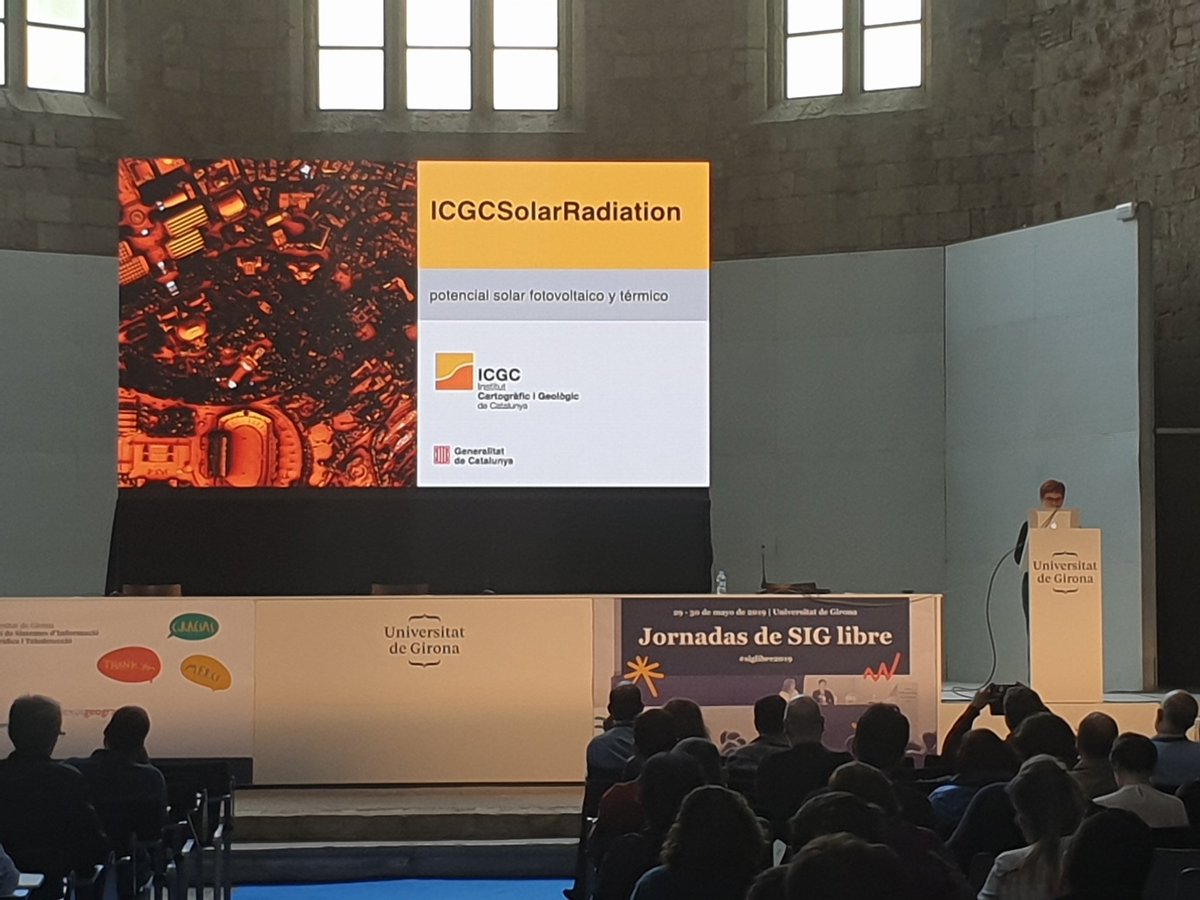 jllsala's tweet photo. ICGCSolarRadiation. Determinación del potencial solar fotovoltaico y térmico en cubiertas de edificios con procesos #GIS @ICGCat #siglibre2019 @apabcn_cat https://t.co/XFZzuZ1eHe